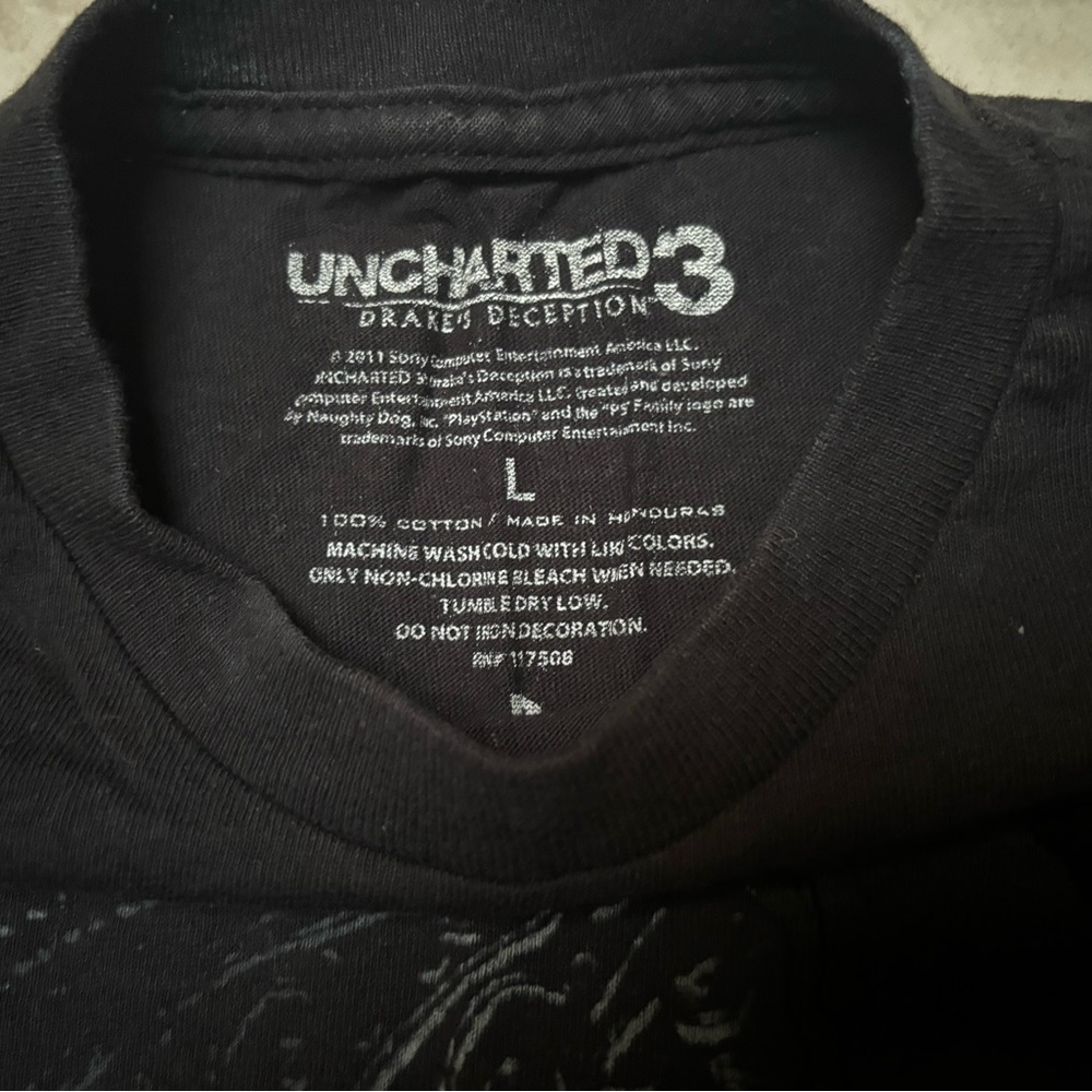 Sony Uncharted 3 Black T-Shirt - Picture 2 of 3